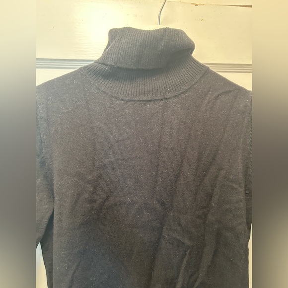 Calvin Klein Merino Wool Turtleneck Sweater - Picture 2 of 4